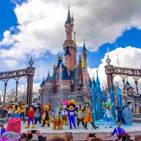 Creative Suite Disneyland Paris Serris Bagian luar foto